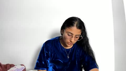 Tatiana Gomez online show from July 1, 4:10 am