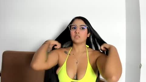 Tatiana Gomez online show from July 28, 4:21 am