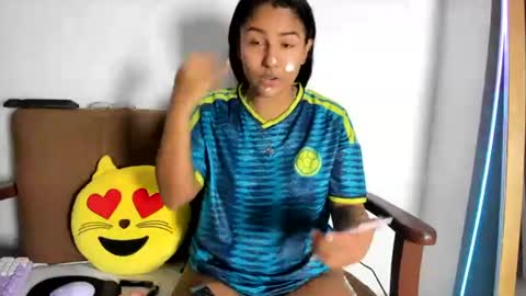 Tatiana Gomez online show from June 15, 4:48 am