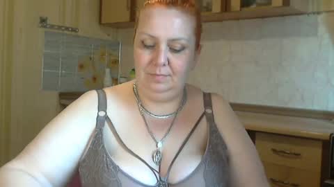 tatyanka_ online show from April 25, 8:49 am