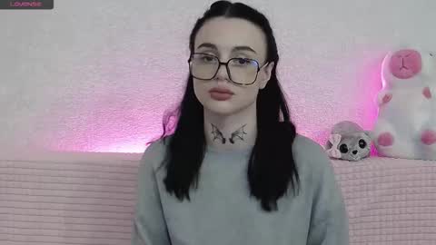 Taya online show from November 27, 7:10 pm