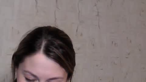 Taya online show from May 2, 7:52 pm