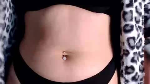 Snapshot of tayagirl chatting on September 19, 1:04 pm Taya online show from September 19, 1:04 pm