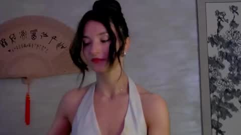 TayaKayan online show from April 29, 11:26 am