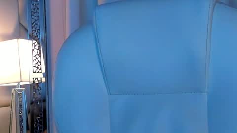 tayler_swift1 online show from December 5, 2:06 pm