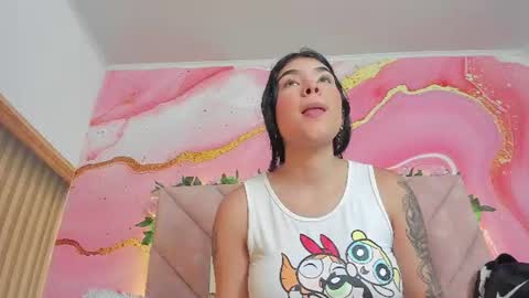 Sarah  online show from July 13, 6:33 pm