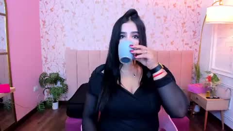 Taylor Bennet online show from June 28, 12:23 pm