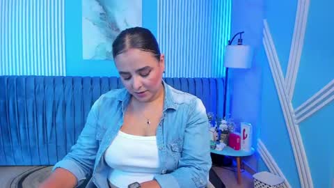 Taylor Bennet online show from July 30, 6:41 pm