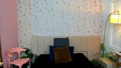 Taylor Bennet online show from July 8, 12:19 pm