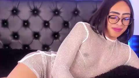 blue  online show from January 30, 2:36 pm