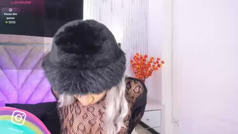 Taylor Harveey online show from November 13, 8:55 pm