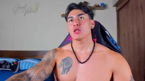 taylor_mclane1 online show from December 5, 5:11 pm