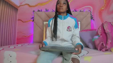 Oriana online show from October 24, 11:00 am