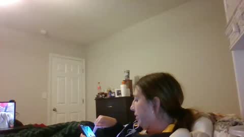 taylorslay online show from June 17, 2:27 am