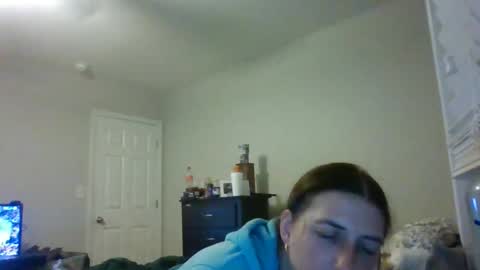 taylorslay online show from June 15, 2:25 am