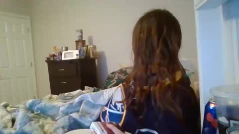 taylorslay online show from April 29, 2:38 am