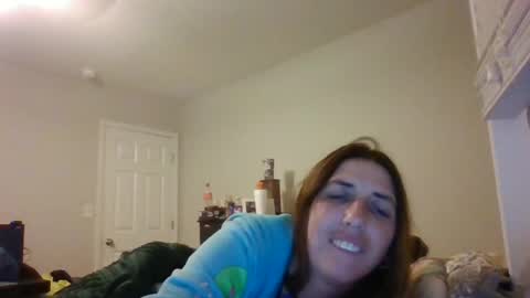 taylorslay online show from June 16, 2:26 am