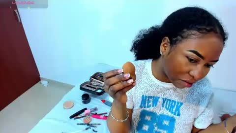 Tayra online show from July 28, 9:03 pm