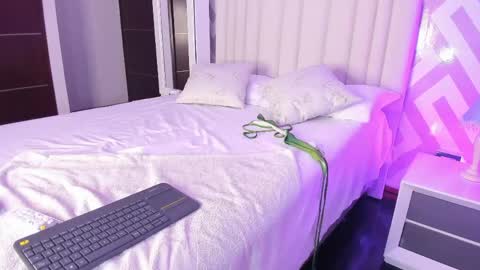 Tayra horny for you online show from May 14, 6:22 am