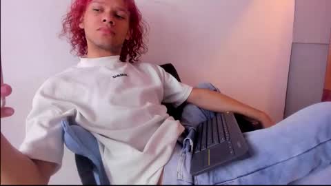 Tayson online show from December 16, 1:06 pm