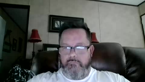 tdhawk87 online show from February 17, 9:03 pm