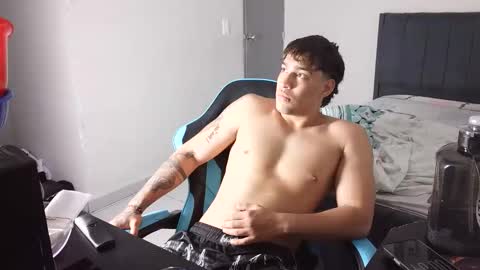 team23hot0 online show from March 17, 5:34 am