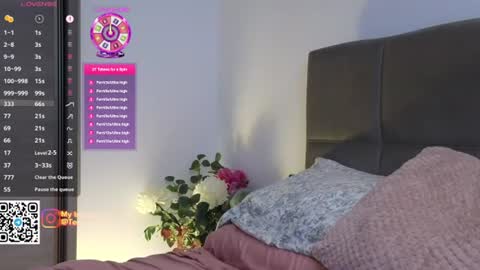 Em online show from July 10, 8:57 pm