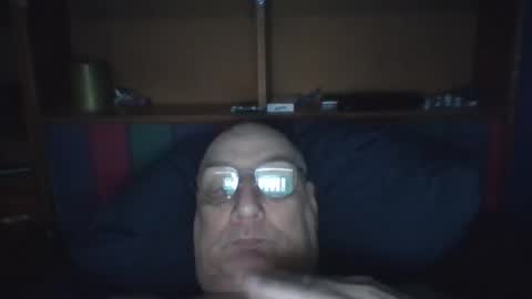 Snapshot of tebb61 chatting on September 29, 9:41 am Mark online show from September 29, 9:41 am