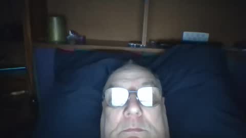 Snapshot of tebb61 chatting on September 16, 8:39 am Mark online show from September 16, 8:39 am