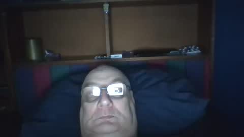 Snapshot of tebb61 chatting on October 6, 8:10 am Mark online show from October 6, 8:10 am