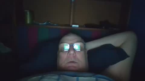 Snapshot of tebb61 chatting on October 20, 6:40 am Mark online show from October 20, 6:40 am