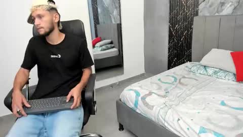 Tedy online show from March 6, 8:41 pm