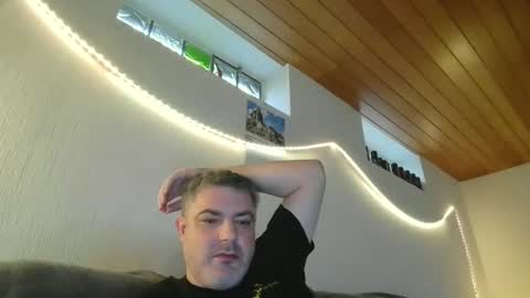 Snapshot of teeforyou chatting on March 12, 4:35 pm Peter online show from March 12, 4:35 pm