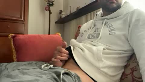 Snapshot of tegadura07 chatting on October 14, 7:00 am tegadura07 online show from October 14, 7:00 am
