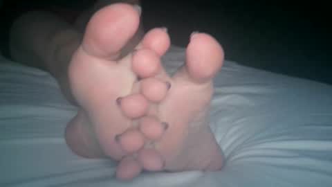 Viv West online show from November 19, 3:39 am