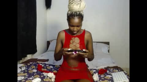 tempting_vibe online show from April 29, 7:40 pm