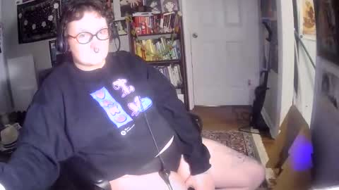 temptresschey444 online show from March 10, 2:38 am