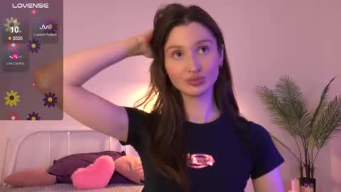 Snapshot of tender_babyy chatting on September 10, 12:28 pm Sexy girl Li online show from September 10, 12:28 pm