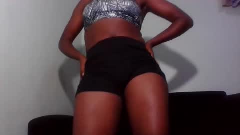 tenderbree online show from November 5, 8:00 pm