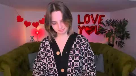 Lisa online show from March 18, 1:39 pm