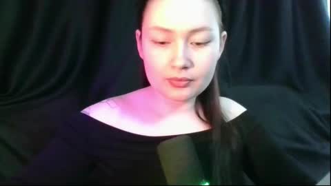 tendre_amelia online show from May 18, 5:24 am