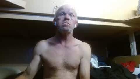 Snapshot of terdy2366 chatting on October 6, 7:48 am terdy2366 online show from October 6, 7:48 am
