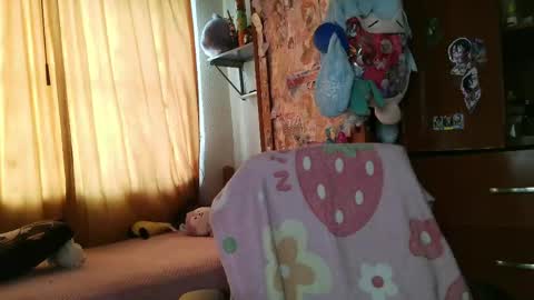 Terra Elowen online show from April 25, 3:31 pm