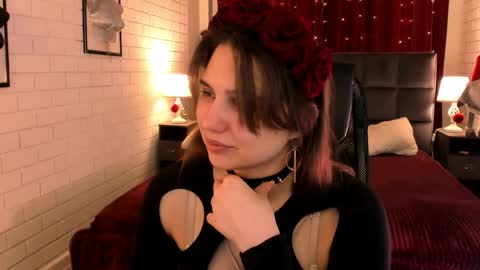 Tessa online show from April 28, 5:23 am