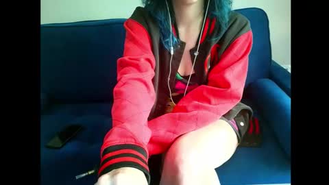 tetherbelle online show from May 11, 7:00 pm