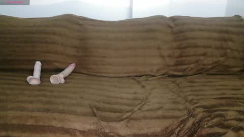 Busty Sandra online show from May 5, 10:21 am