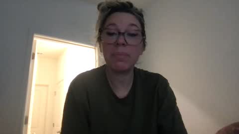 Snapshot of texas_blonde chatting on November 1, 6:40 pm Daphne Summers online show from November 1, 6:40 pm