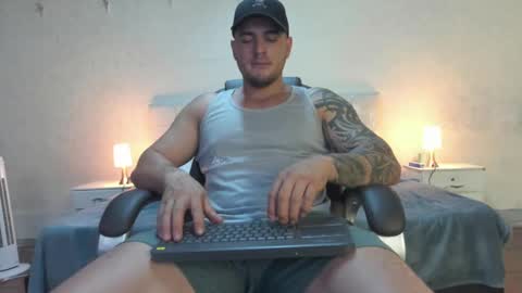 teylor creed online show from February 26, 7:42 pm