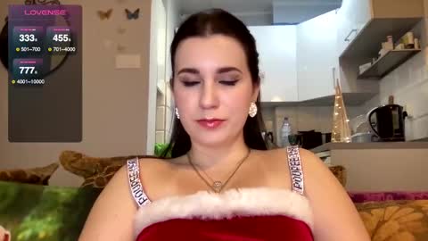 Teylor online show from December 16, 2:49 pm