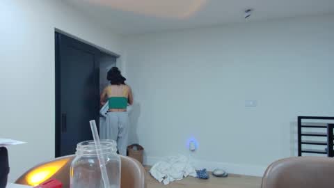 babygirlmami online show from March 9, 2:38 am